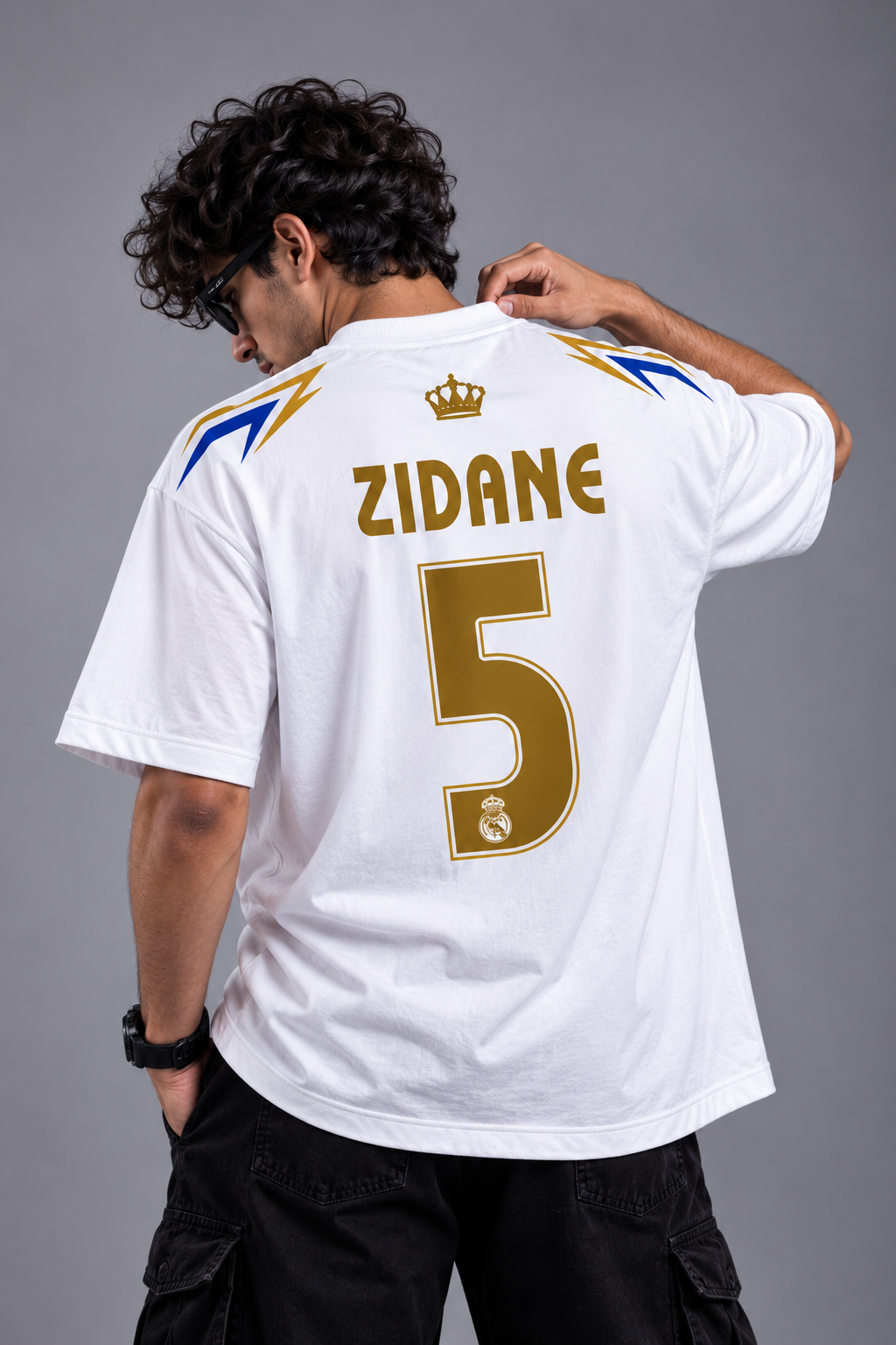 Zinedine Zidane 5 Real Madrid  fan Oversized T-Shirt