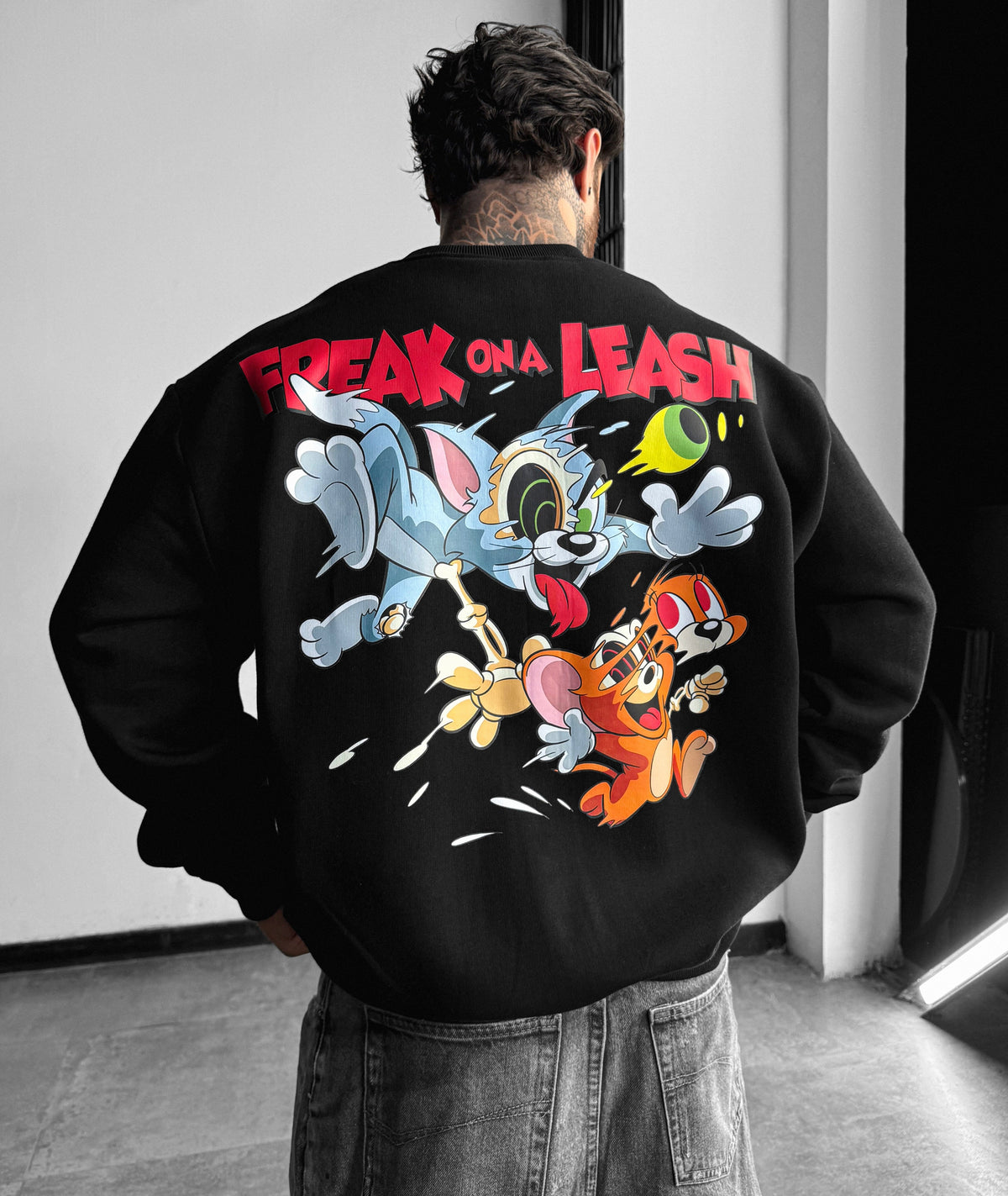 Tom&Jerry Freak On A Leash Oversized Sweatshirt