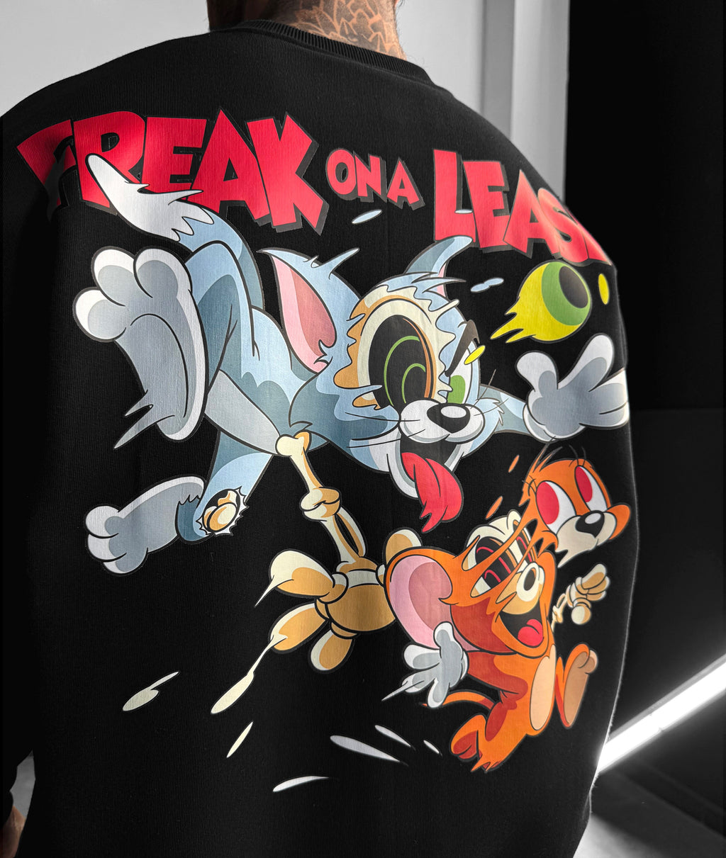 Tom&Jerry Freak On A Leash Oversized Sweatshirt